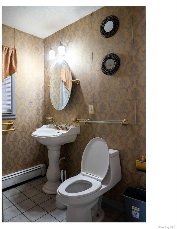 27 W Lakeland Street, Bay Shore, NY 11706 — photo 5