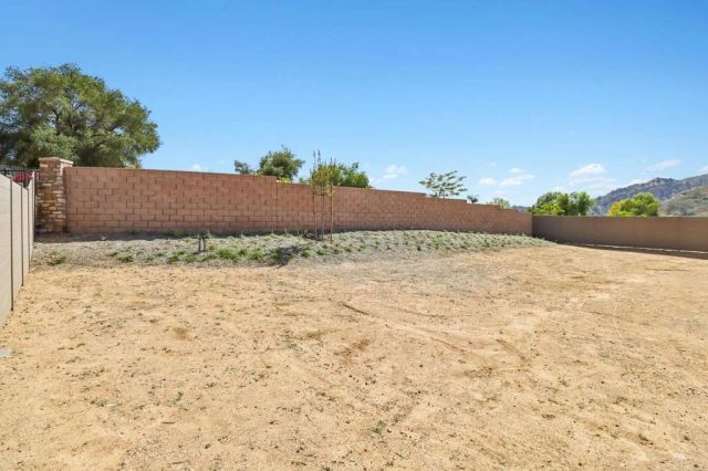 3147 Smith Place, Escondido, CA 92027