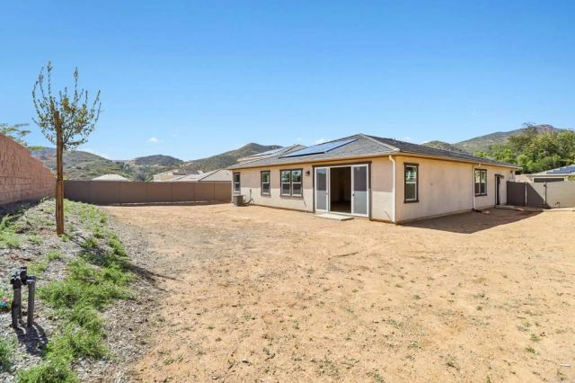 3147 Smith Place, Escondido, CA 92027