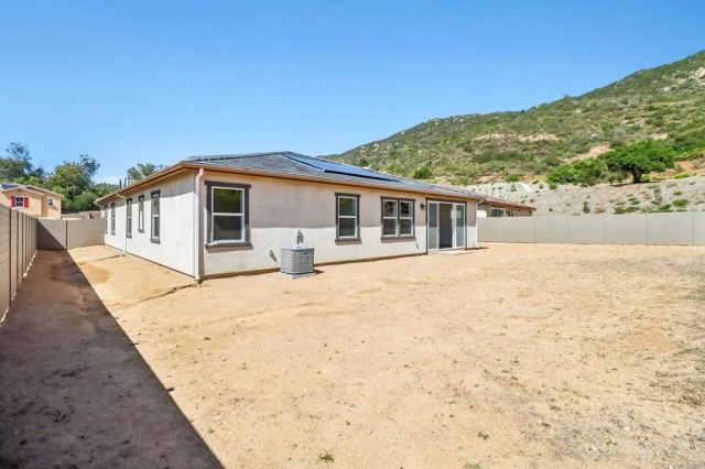 3147 Smith Place, Escondido, CA 92027