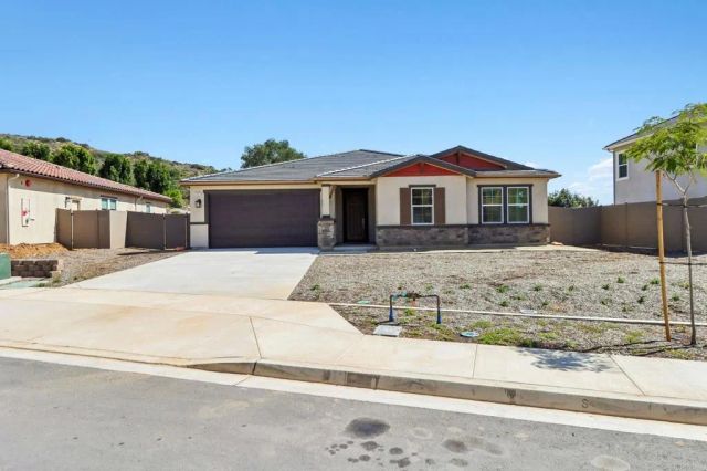 3147 Smith Place, Escondido, CA 92027