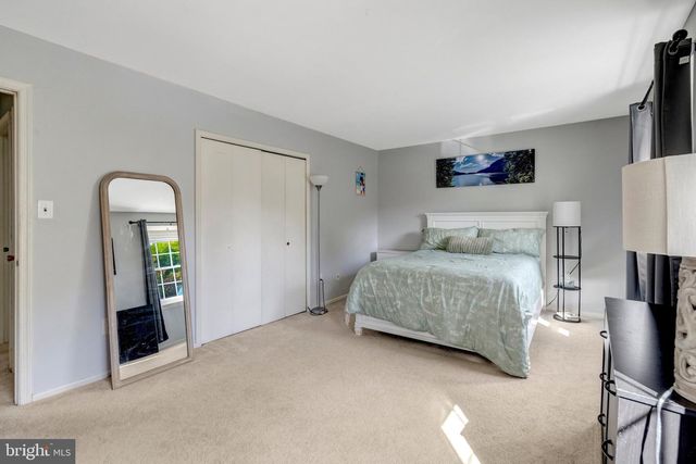 5459 LIGHTHOUSE LN, Burke, VA 22015