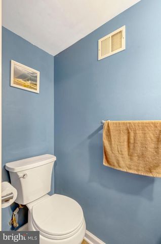 5459 LIGHTHOUSE LN, Burke, VA 22015