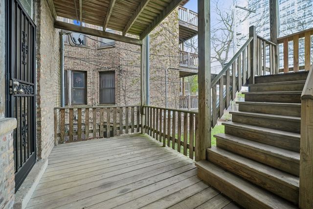 3555 S King Drive 1N, Chicago, IL 60653