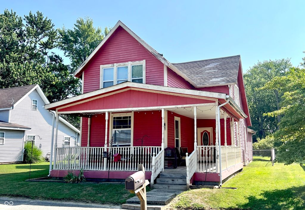 613 N Spring Street, Greenfield, IN 46140