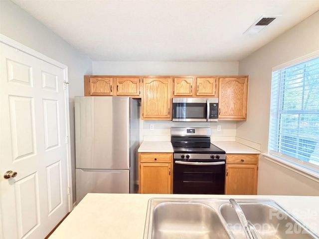 12605 Tucker Crossing Lane, Charlotte, NC 28273
