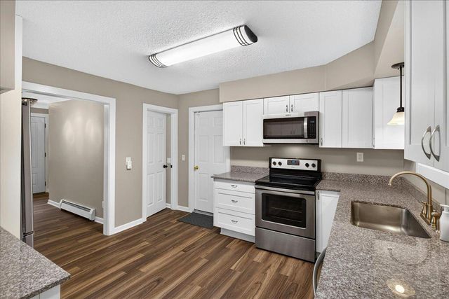 20657 Jewel Avenue N, Forest Lake, MN 55025