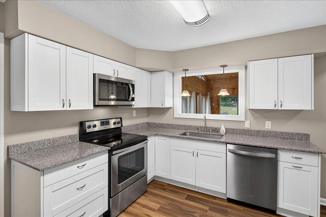 20657 Jewel Avenue N, Forest Lake, MN 55025