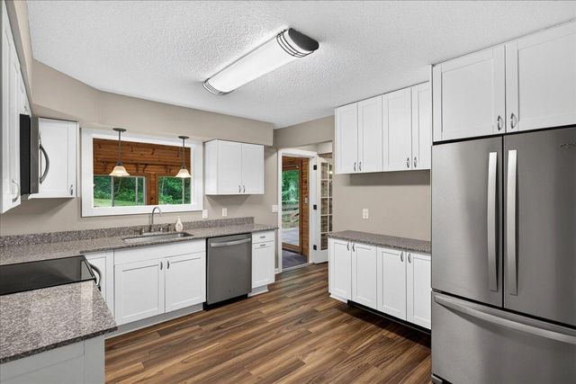 20657 Jewel Avenue N, Forest Lake, MN 55025
