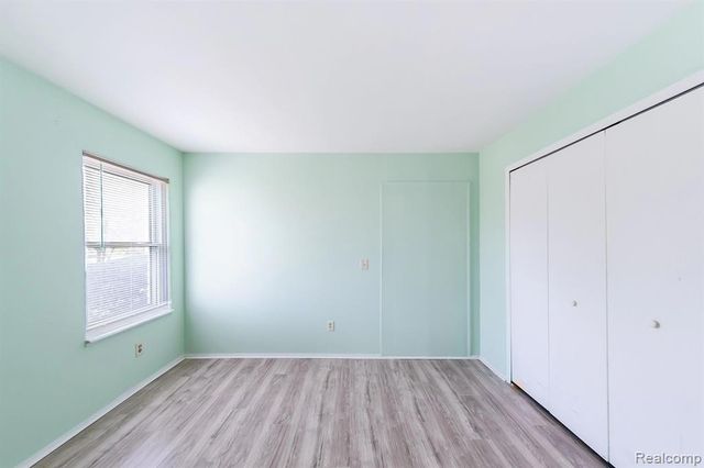 31993 W 12 Mile Road 109, Farmington, MI 48334
