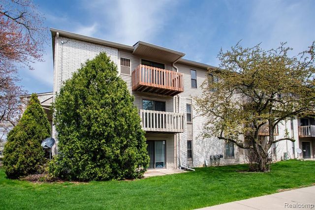 31993 W 12 Mile Road 109, Farmington, MI 48334
