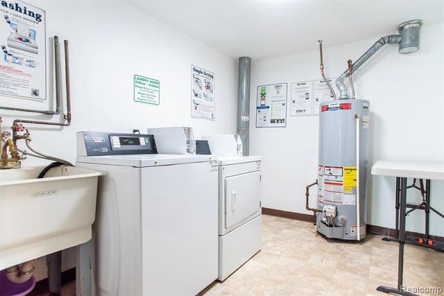 31993 W 12 Mile Road 109, Farmington, MI 48334
