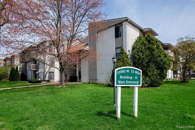31993 W 12 Mile Road 109, Farmington, MI 48334