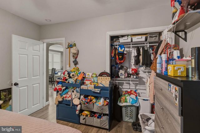 216 W MONTROSE ST, Vineland, NJ 08360