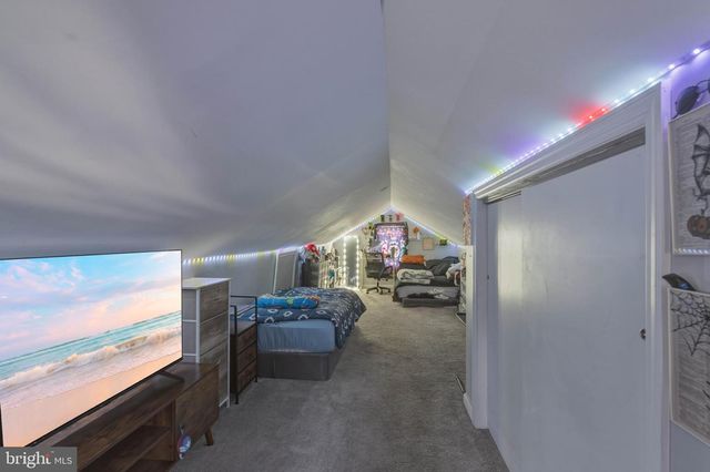 216 W MONTROSE ST, Vineland, NJ 08360