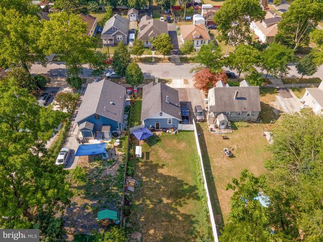 216 W MONTROSE ST, Vineland, NJ 08360