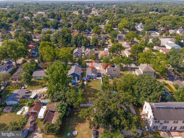 216 W MONTROSE ST, Vineland, NJ 08360