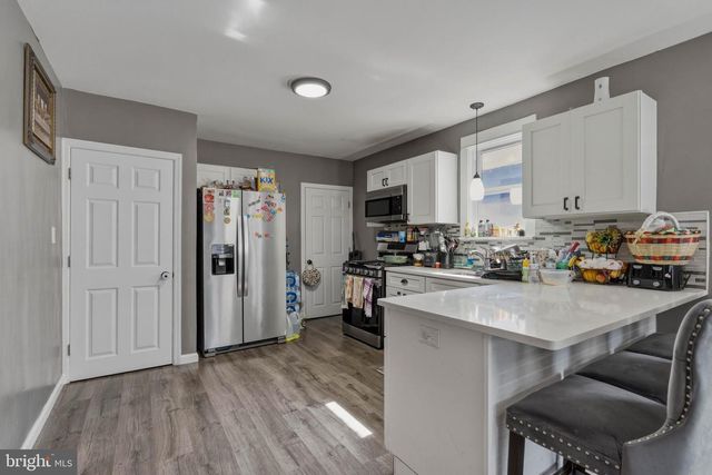 216 W MONTROSE ST, Vineland, NJ 08360
