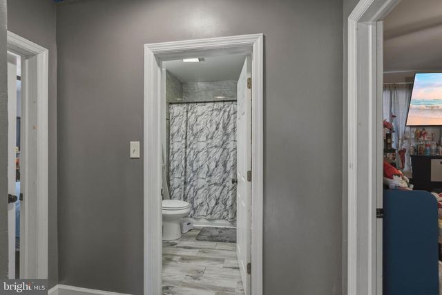 216 W MONTROSE ST, Vineland, NJ 08360