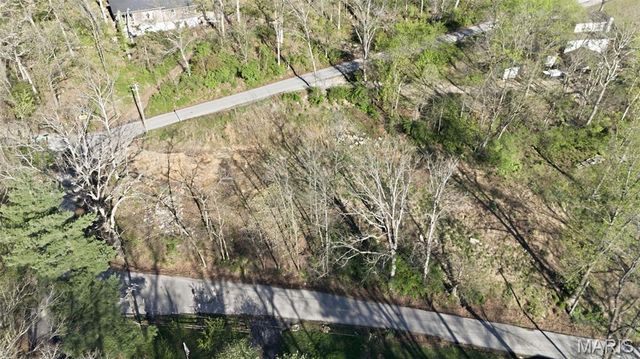 639 Castlewood Drive, Ballwin, MO 63021