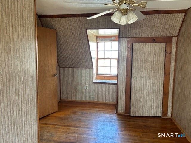 347 Iranistan Avenue, Bridgeport, CT 06604