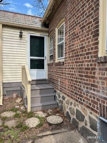 347 Iranistan Avenue, Bridgeport, CT 06604