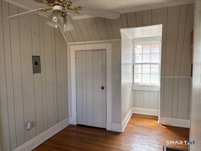 347 Iranistan Avenue, Bridgeport, CT 06604