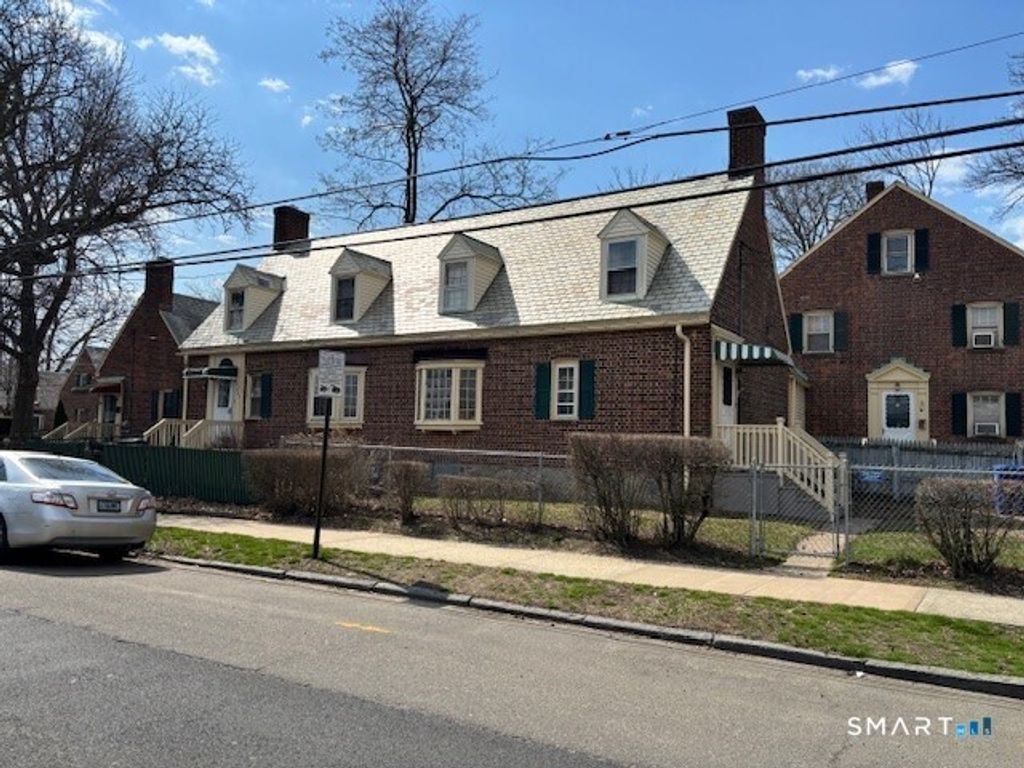 347 Iranistan Avenue, Bridgeport, CT 06604