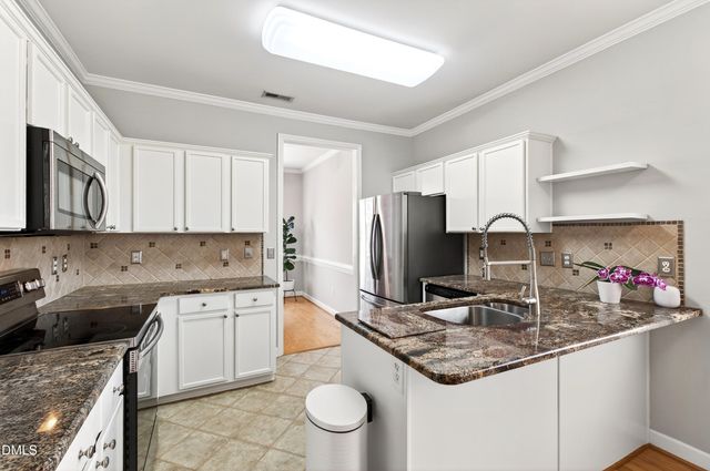 3013 White Cloud Circle, Apex, NC 27502