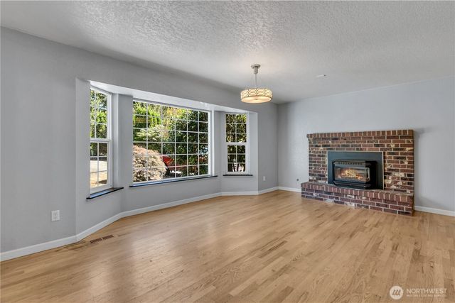 23916 65th Avenue Ct E, Graham, WA 98338