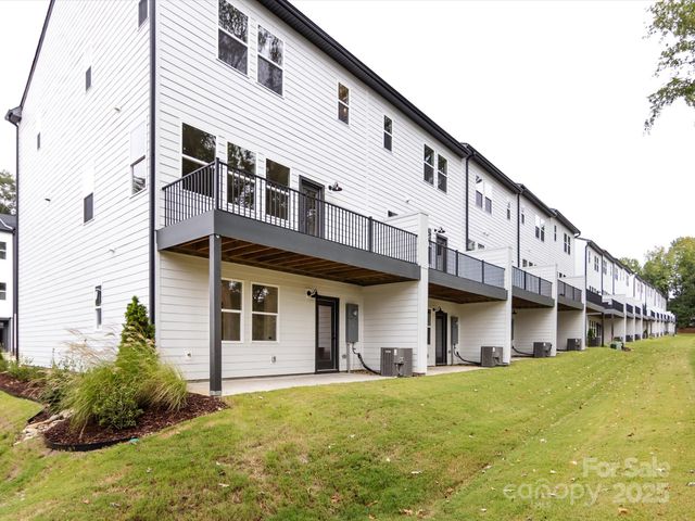 7928 Cedarsmith Court, Charlotte, NC 28217