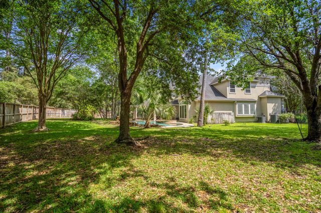 15 Lochbury Court, Spring, TX 77379
