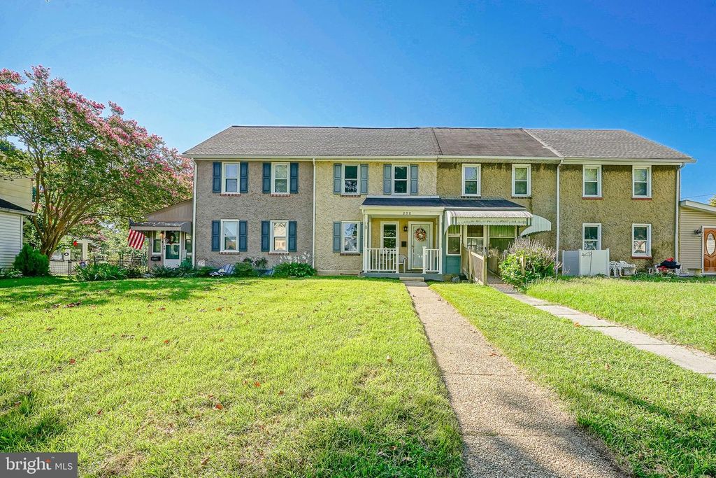 208 NEW JERSEY RD, BROOKLAWN, NJ 08030 — photo 3