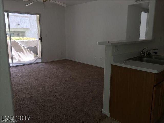 3095 Casey Drive 102, Las Vegas, NV 89120
