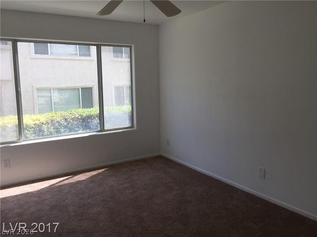 3095 Casey Drive 102, Las Vegas, NV 89120