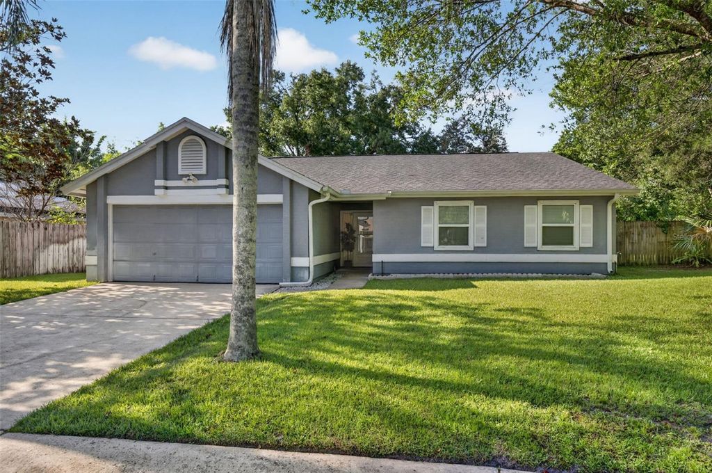 Image 1 of property listing at 1022 WARD CIRCLE, Oviedo, FL 32765