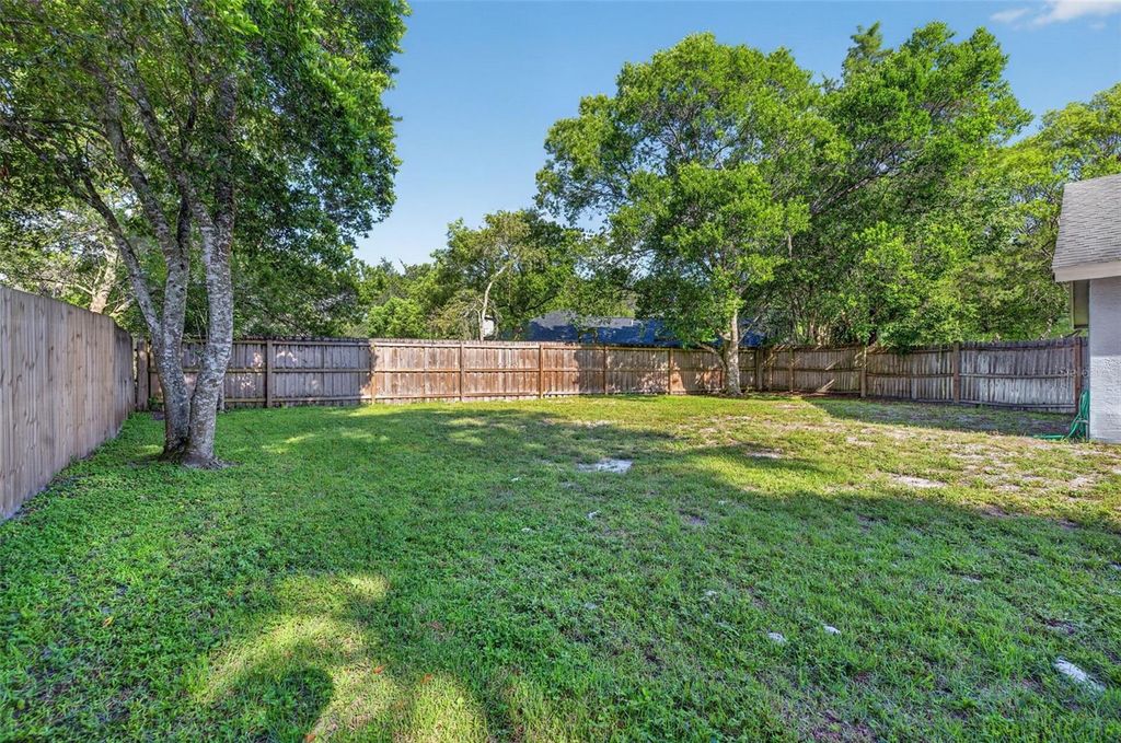 Image 29 of property listing at 1022 WARD CIRCLE, Oviedo, FL 32765