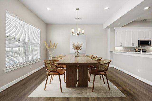 603 Link Road F, Houston, TX 77009