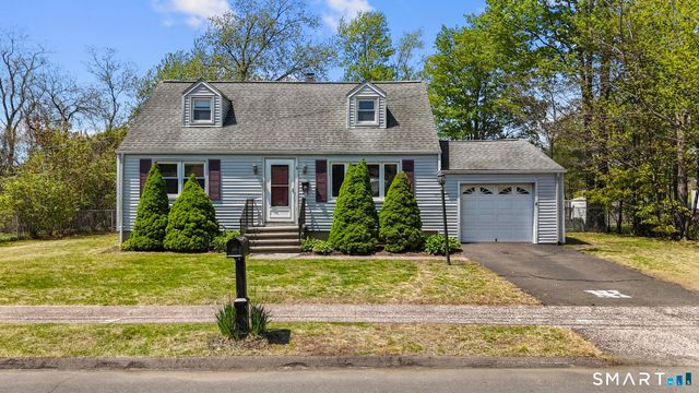 4 Bowen Road, North Haven, CT 06473