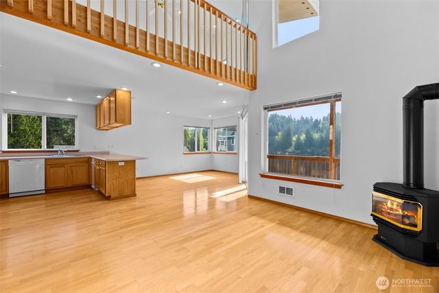 5030 Ad El Road SE, Olympia, WA 98513