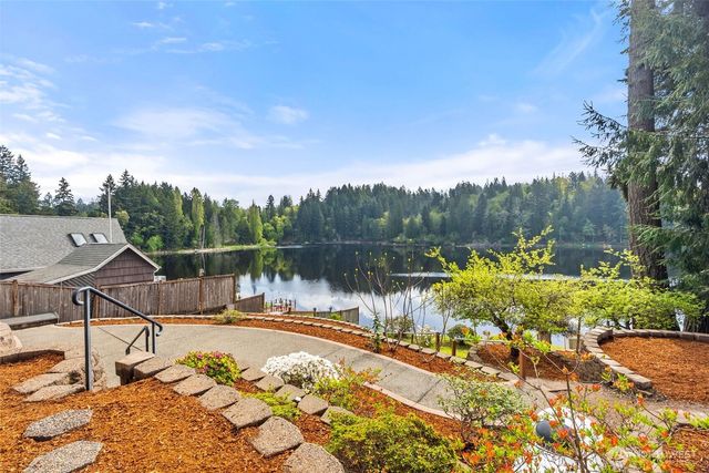 5030 Ad El Road SE, Olympia, WA 98513