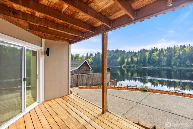 5030 Ad El Road SE, Olympia, WA 98513