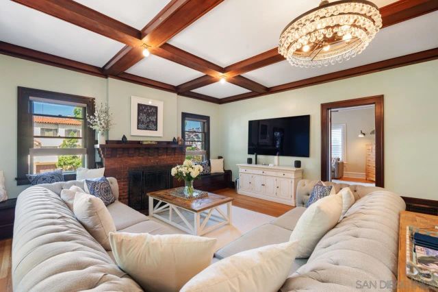 3565 3rd Ave, San Diego, CA 92103