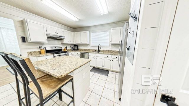 28624 Canterbury Drive, Daphne, AL 36526