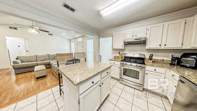 28624 Canterbury Drive, Daphne, AL 36526