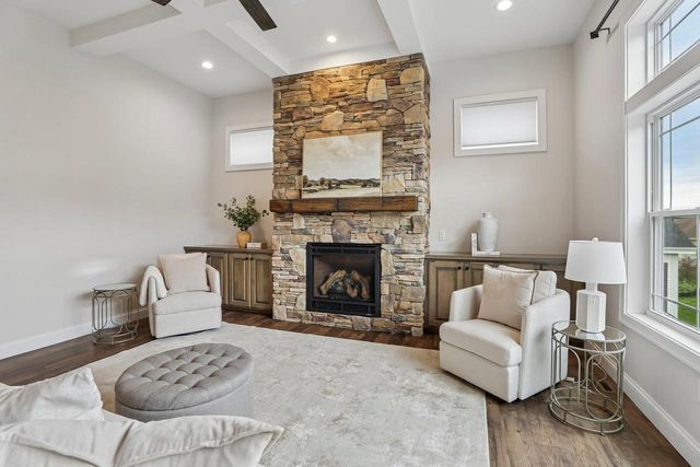 2401 Freshford Drive, Waunakee, WI 53597