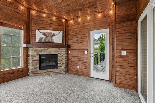2401 Freshford Drive, Waunakee, WI 53597