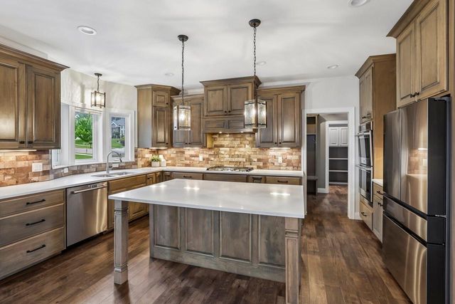 2401 Freshford Drive, Waunakee, WI 53597