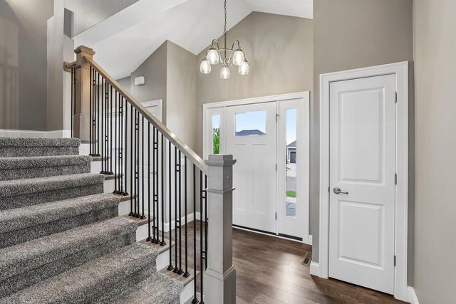 2401 Freshford Drive, Waunakee, WI 53597