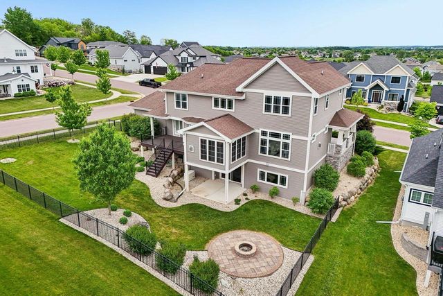 2401 Freshford Drive, Waunakee, WI 53597